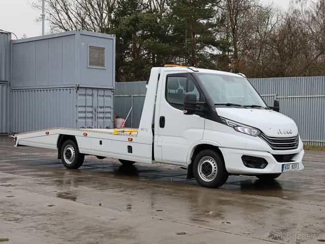 Iveco DAILY 35S18, EURO 6, 3,5 TUNY, 3 MÍSTA, MAX VÝBAVA, WE