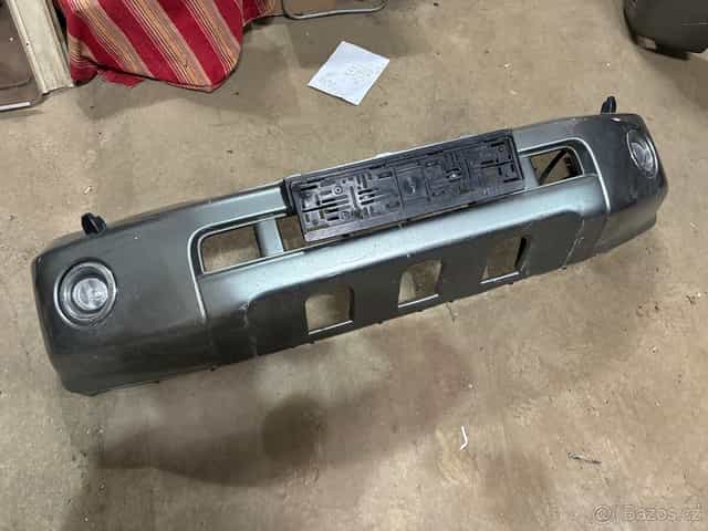 Přední a zadní náraznik Nissan Patrol Y61 GU4