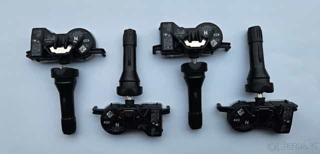 LADA NISSAN RENAULT INFINITI