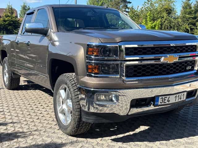 Chevrolet SILVERADO