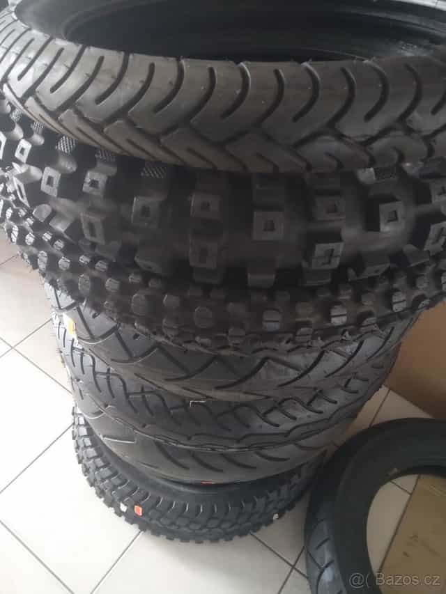 Pneumatiky na motorku
