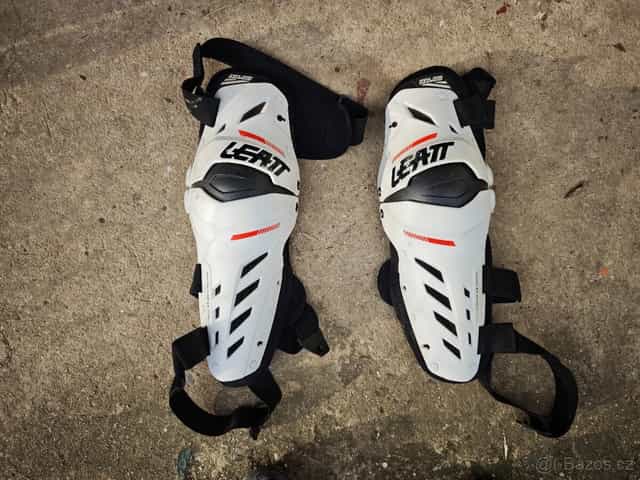 leatt chrániče kolen vel L/Xl