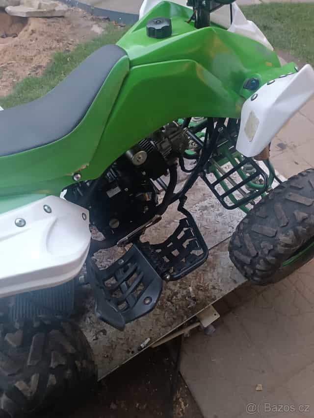 Dětská čtyřkolka 125