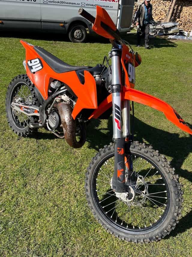 Prodám Ktm 125 Sx,rok 2019...