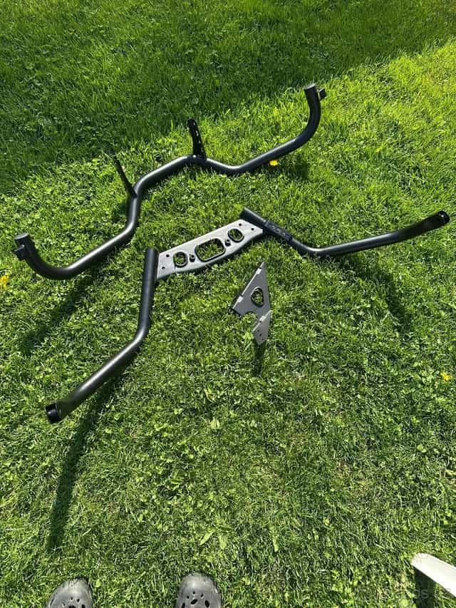 rámy na CF moto 625 Gladiátor