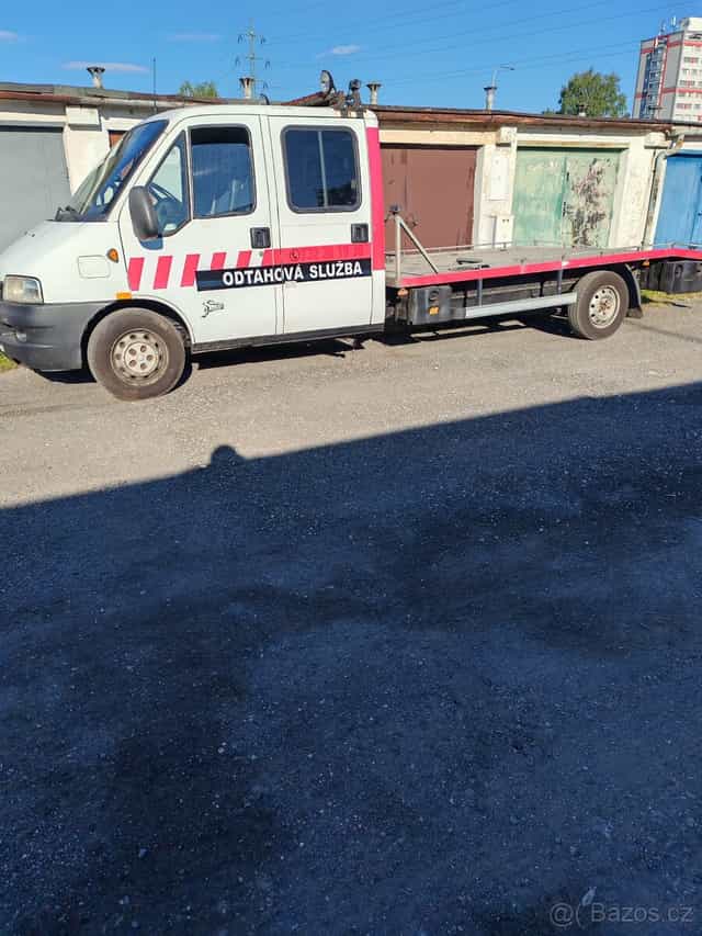 Prodám 7 mistnou odtahovku