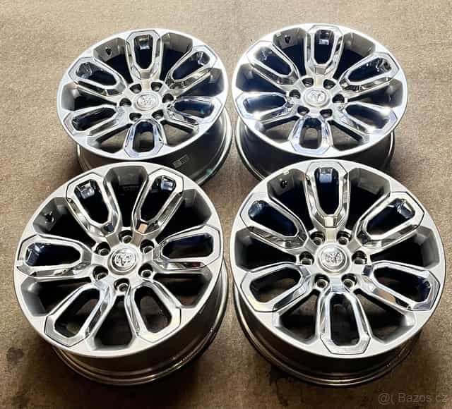 6x139 R20 Dodge RAM 1500 originál ALU DISKY - 5Generace