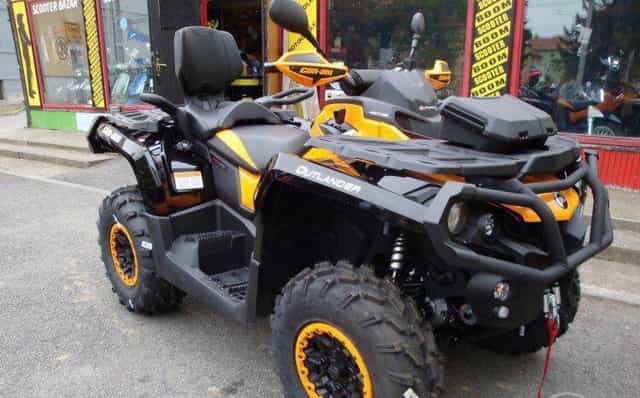 Čtyrkolka CAN-AM Outlander Max 1000 XT-P