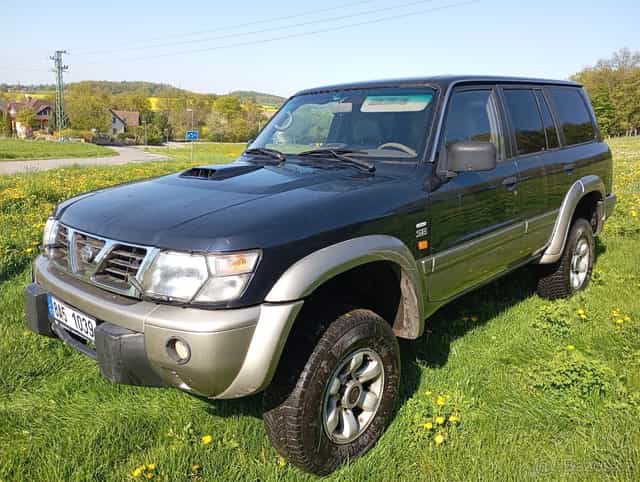 Nissan Patrol GR Wagon 2,8TD 95kW, úprava na spaní