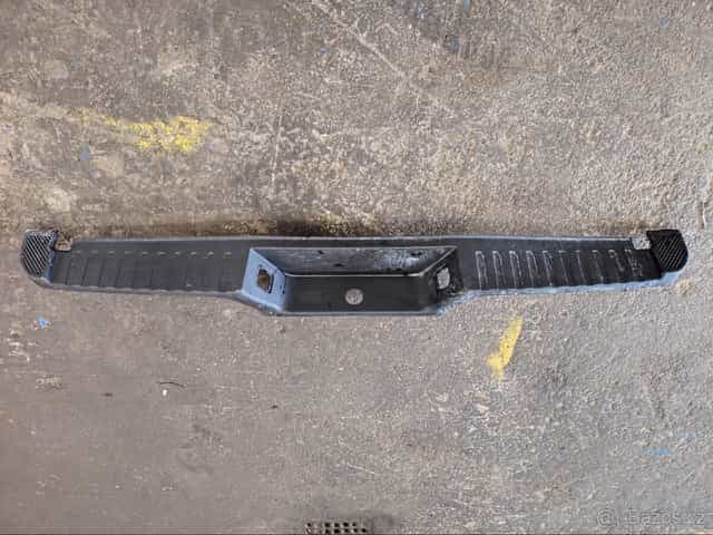 Vrchní plast nárazníku Ford F150