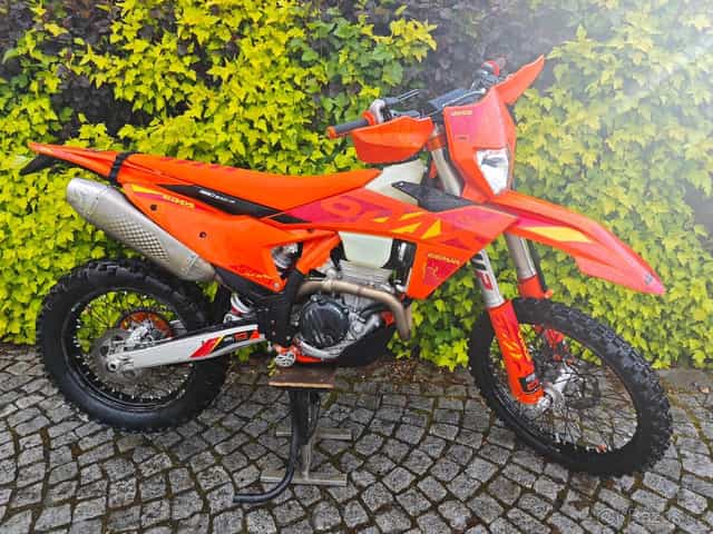 KTM 350 EXC-F SIX DAYS 2025