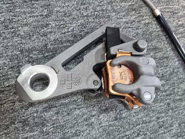 Zadní brzda Husqvarna TE 300 24-24 komplet nová.