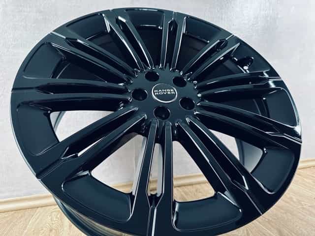 TOP kola Range Rover Sport R23 originál