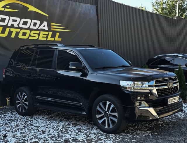 Toyota Land Cruiser 200