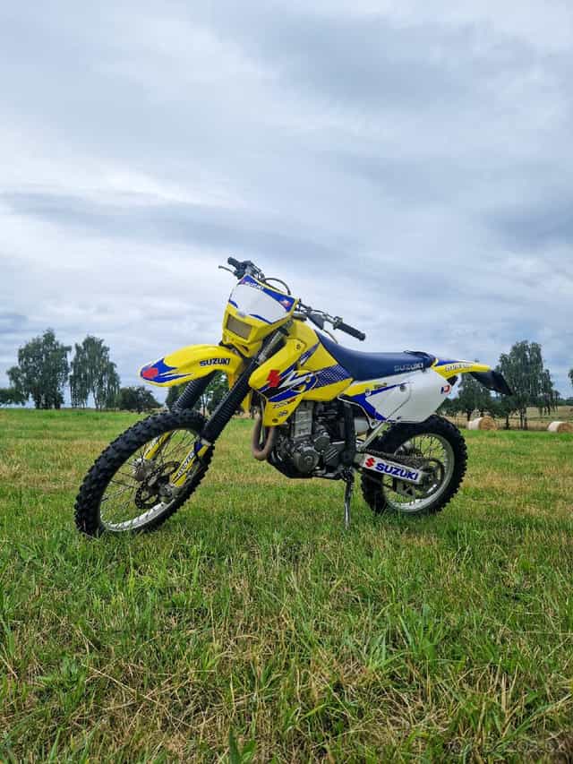 Suzuki DRZ 400E