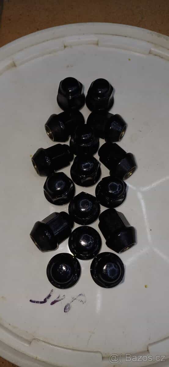 Can Am origo matice kol M10x1,25mm-16ks