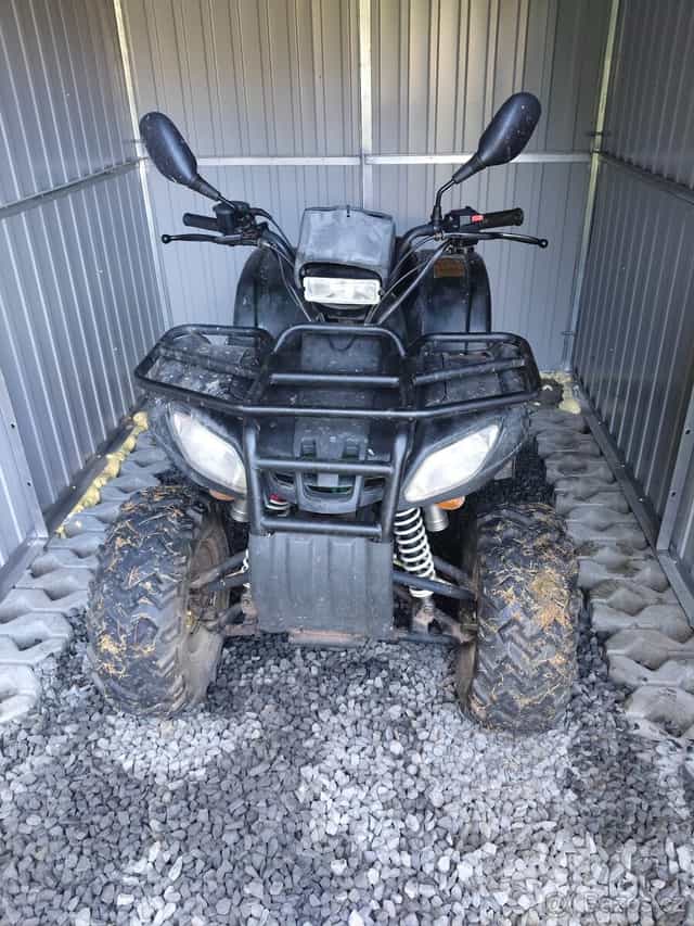 Čtyřkolka Lyda 250