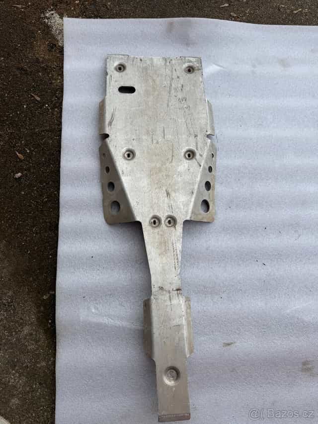 Spodní kryt motoru Yamaha Raptor 660