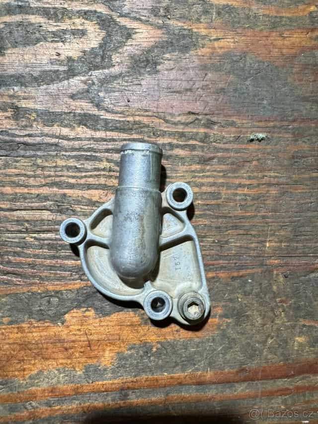 kryt víko poklop rotoru vodní pumpy suzuki rm 125 r 01-08