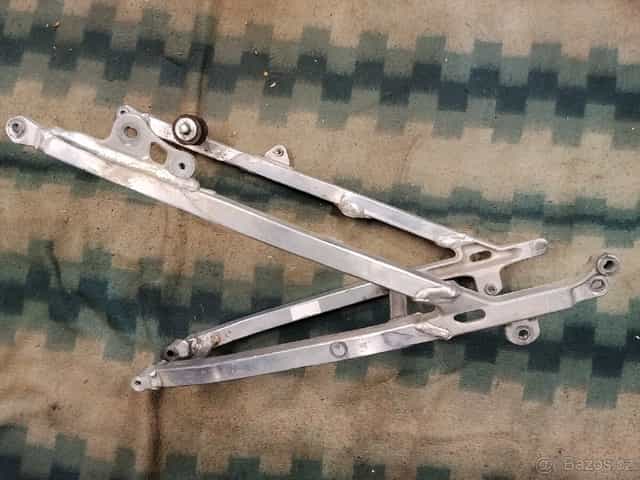 Prodám podsedlovku na Yamaha YZF250