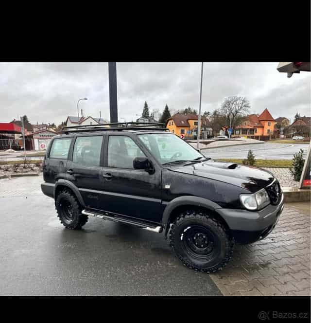 Nissan Terrano II – 4x4 – nová STK – pracovní auto