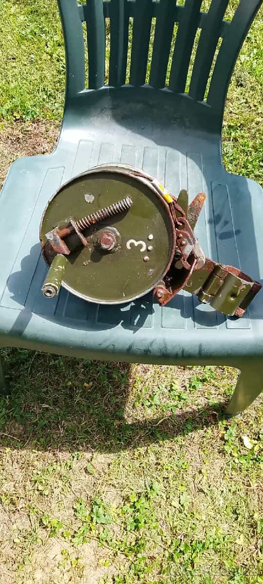 Naviják vojenský dvoukotoučový ruční