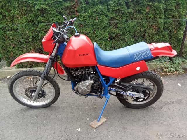 Suzuki DR600