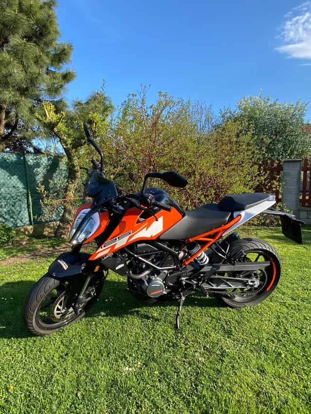 KTM Duke 125