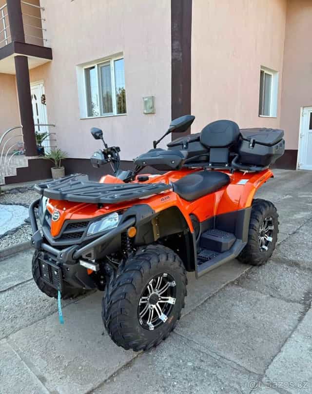 Čtyřkolku CF Moto 450L