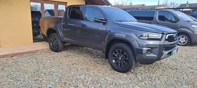 Toyota Hilux 2.8 D-4D 150kW ČR 1MAJ. DPH