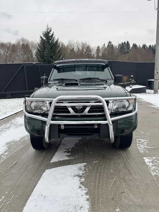 Nissan Patrol Y61