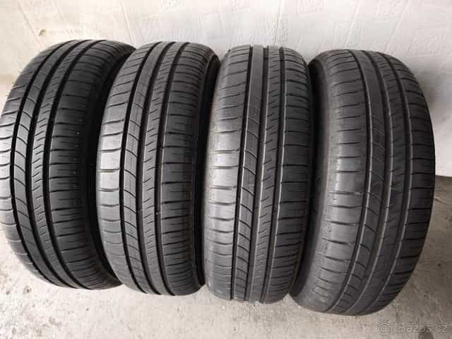 215/65 r16 zimní pneumatiky Semperit na SUV Off-Road 8mm