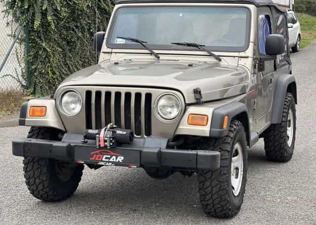 Jeep Wrangler 2.4i Sport 4x4 NAVIJÁK TAŽNÉ manuál 105 kw