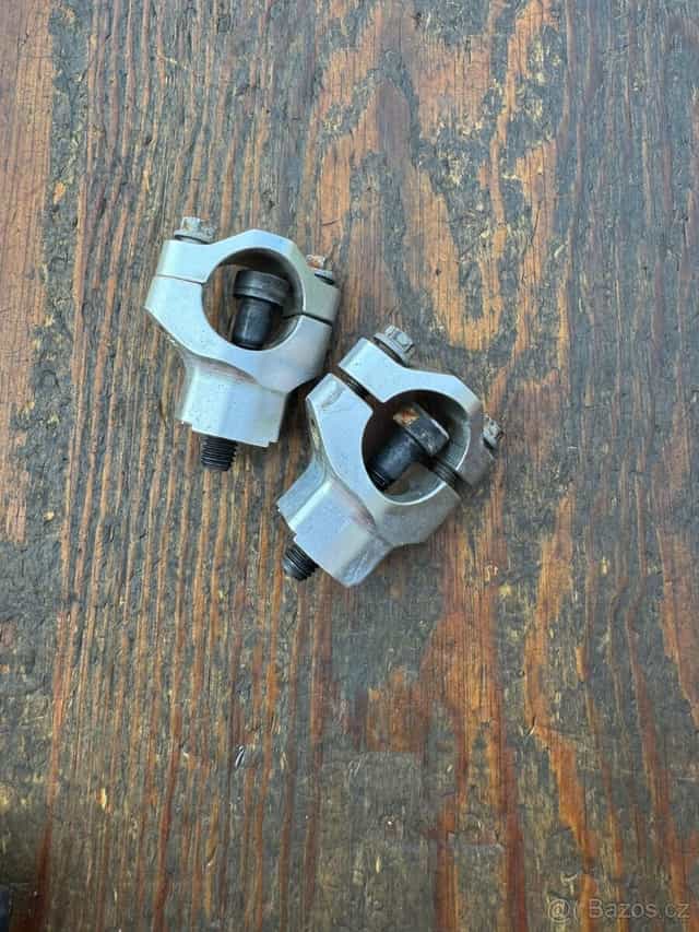 Držák řídítek úchyt brýlí ktm husqvarna husaberg risery