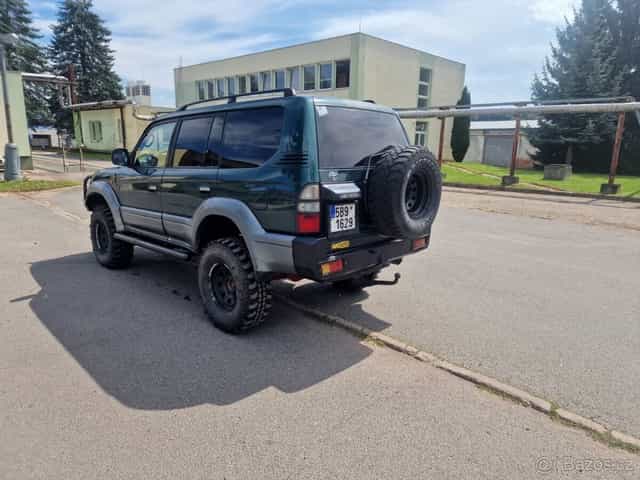 Toyota Land Cruiser 95, rok výroby 1996 3.0tdi 92kw 4x4, red
