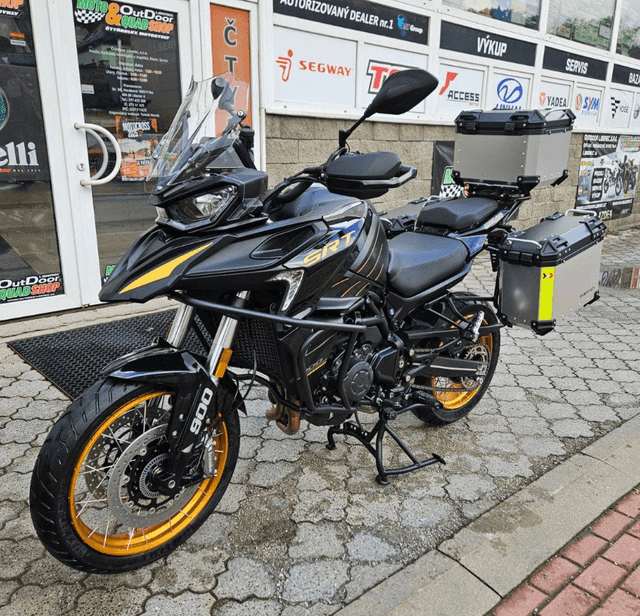 QJ Motor SRT 900 SX, kufry ZDARMA, SKLADEM