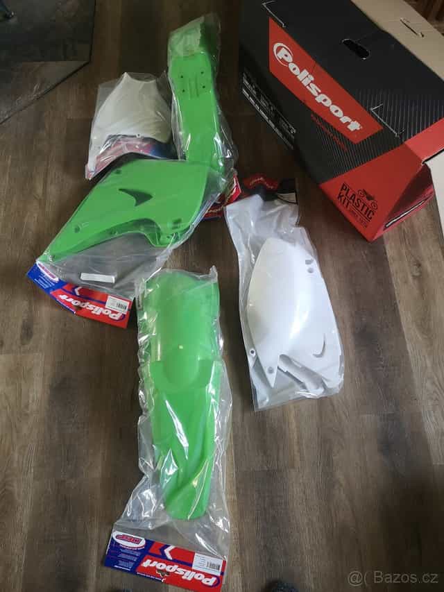 Kawasaki KX 125 /250, 2003-, nová sada plastů