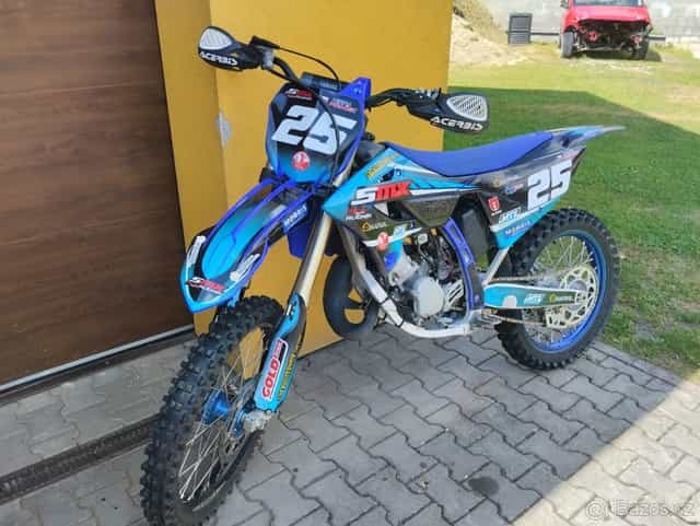 Yamaha YZ 125