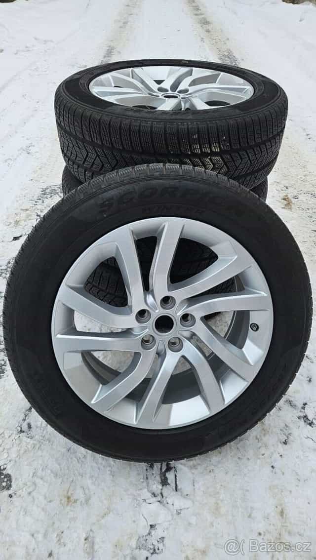 Originál Land Rover ALU kola R20 5x120 + Pirelli
