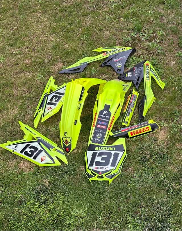 2x sada plastů SUZUKI RMZ 450