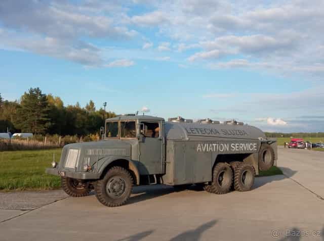 Tatra 111 C7 + vlek CV 9 Benzina (raritní souprava)