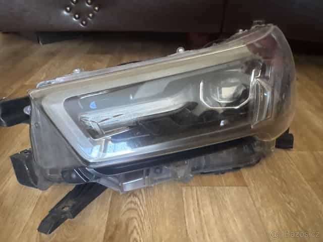 Full led svetla HILUX 2021