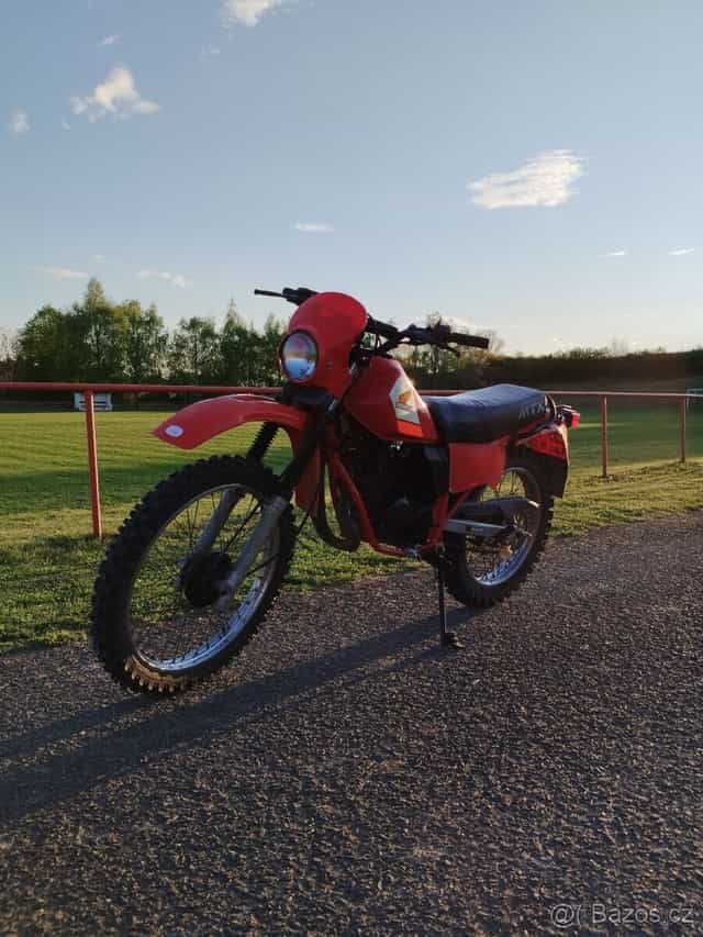 Koupím originální plasty na hondu mtx 80