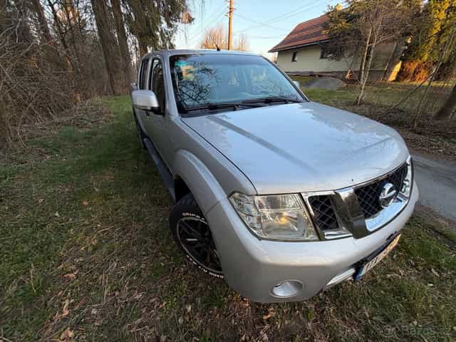 Nissan Navara D40