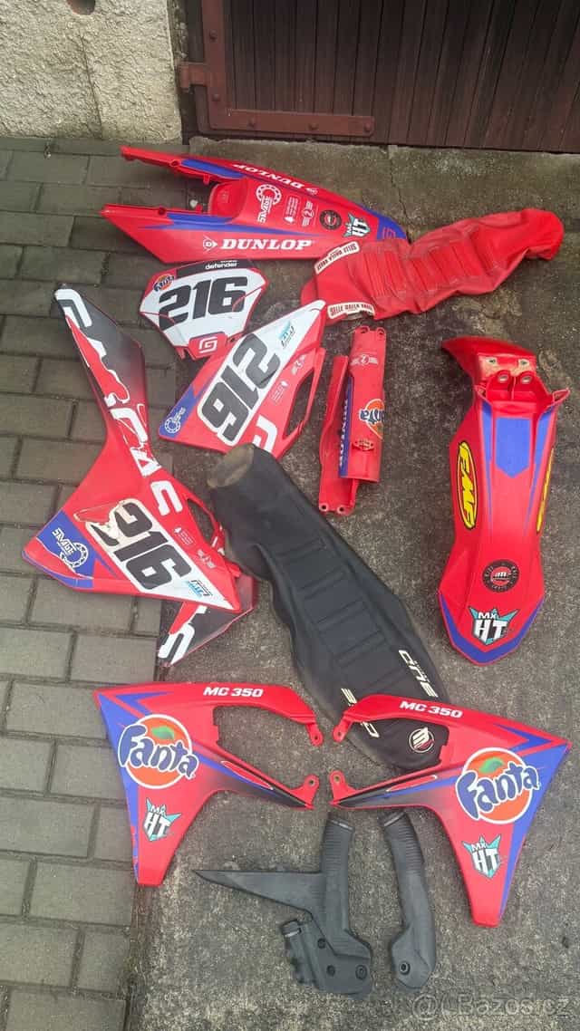 Sada plastů na GasGas