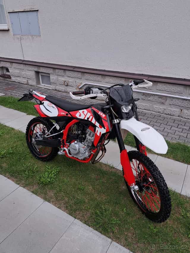 SWM RS 125 R