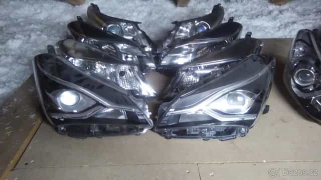 Světla toyota-predni