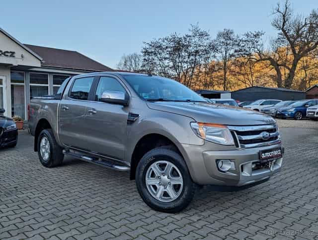 Ford Ranger LIMITED 3.2TDCi 147kW A/T KAMERA