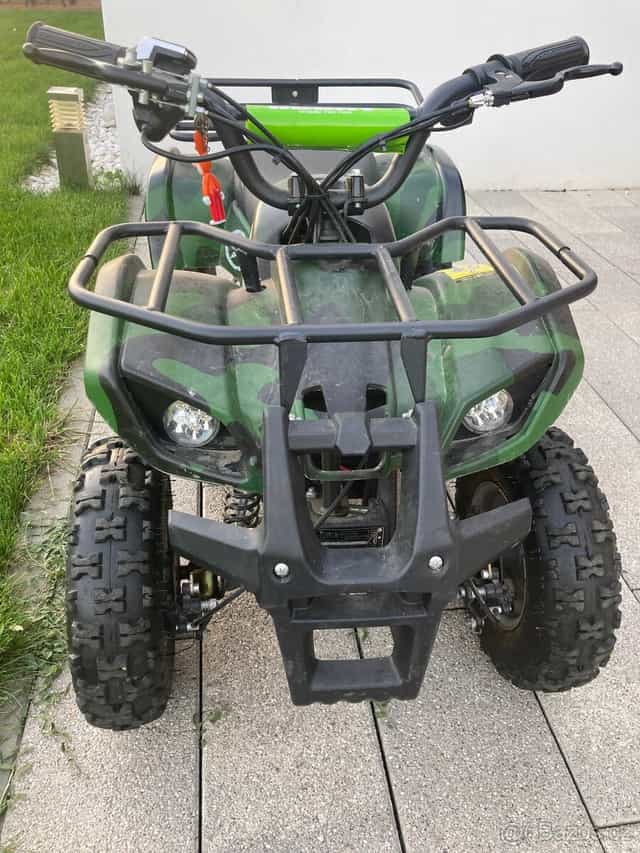 Dětskou čtyřkolku elektro