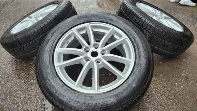 Zimní ALU kola R19 originál Land Rover Range Rover